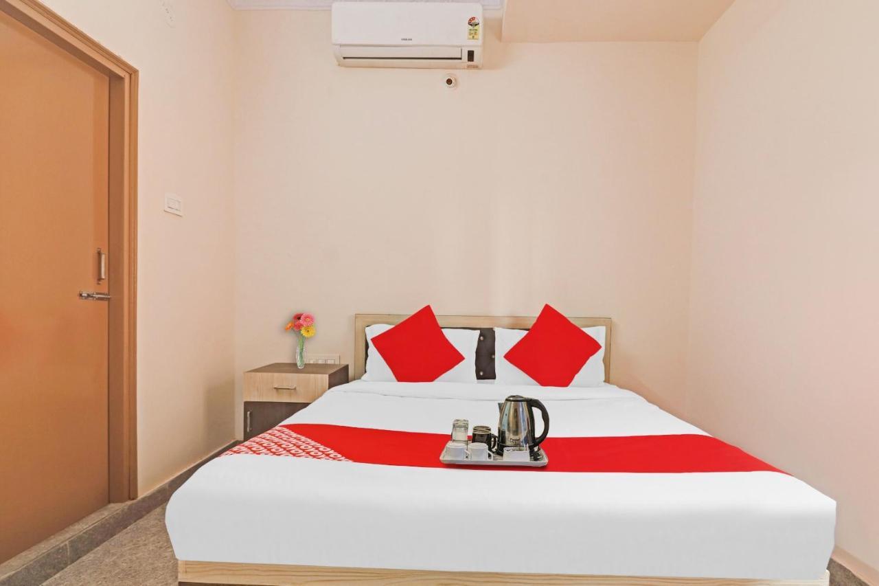 Hotel O Gs International Near Anu Wine Shop Shamshabad Exterior foto