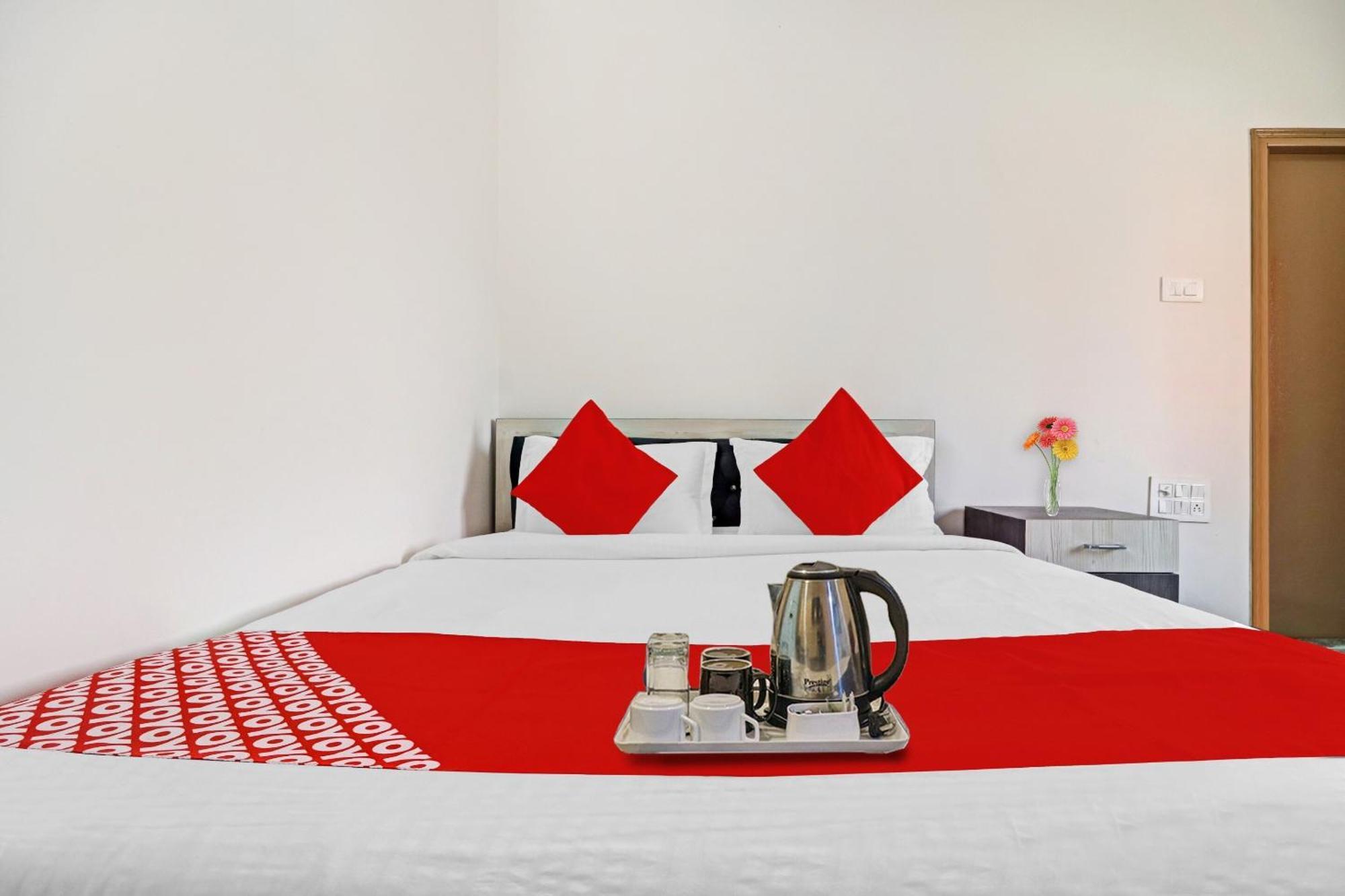 Hotel O Gs International Near Anu Wine Shop Shamshabad Exterior foto